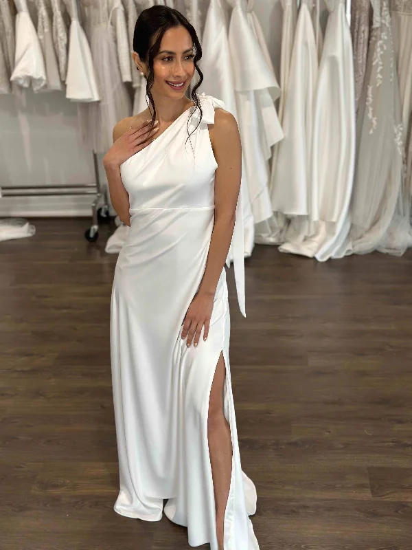 Linda Bridal Reception Dress